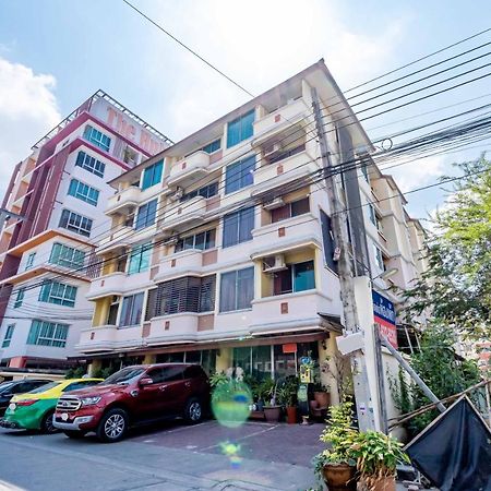 Benjaratch Boutique Apartment Bangkok Exterior foto